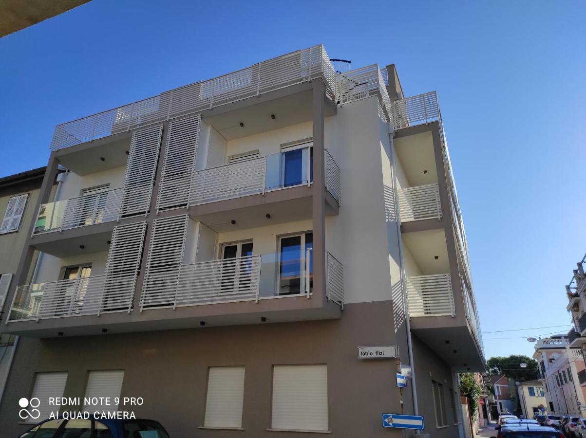 צ'יביטאנובה מארקה Blu Apartment מראה חיצוני תמונה